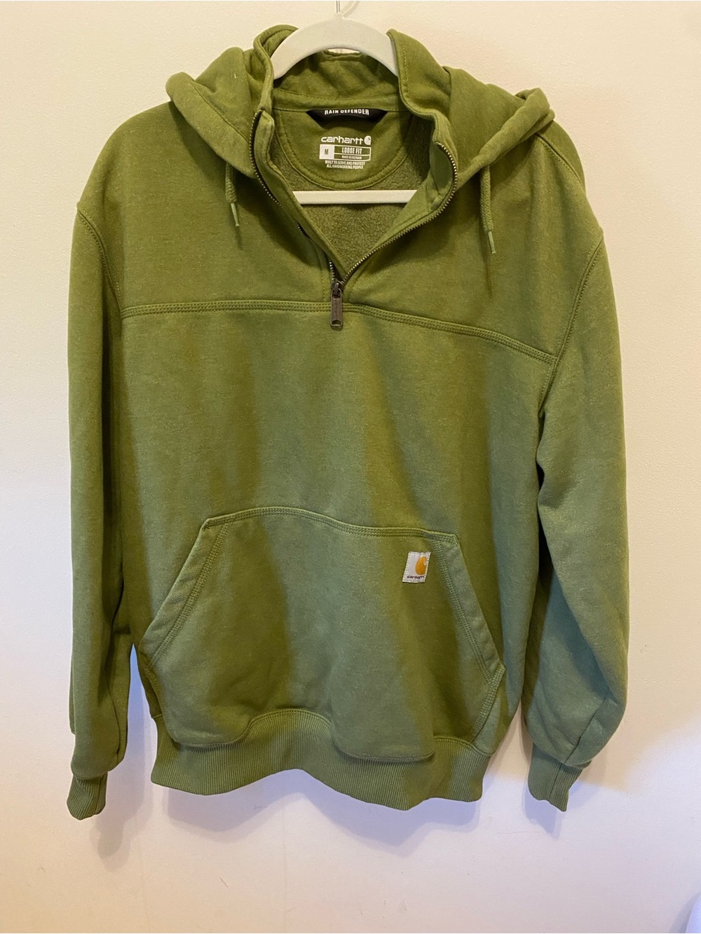 Carhartt like new Green Rain Defender Hooded Sweatshirt men’s medium loose fit